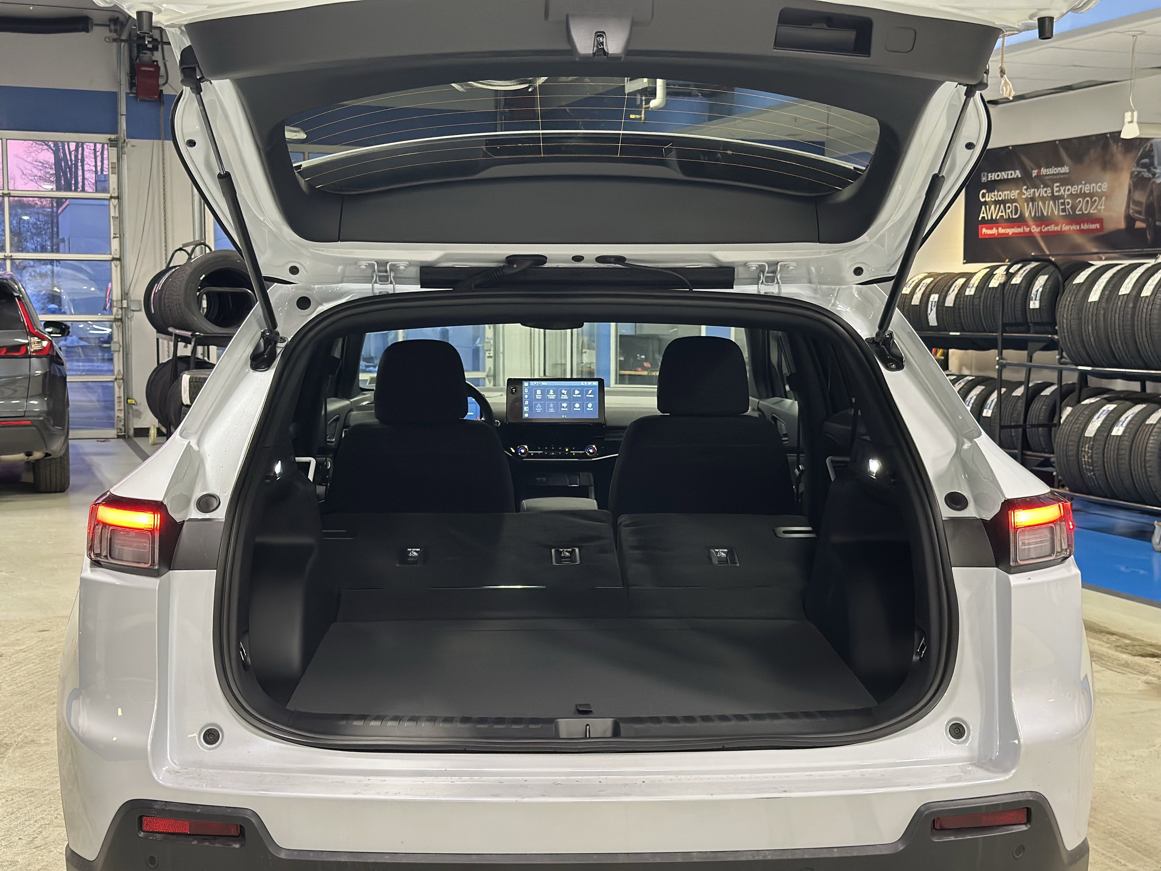 New 2026 Honda Prologue EX image 6
