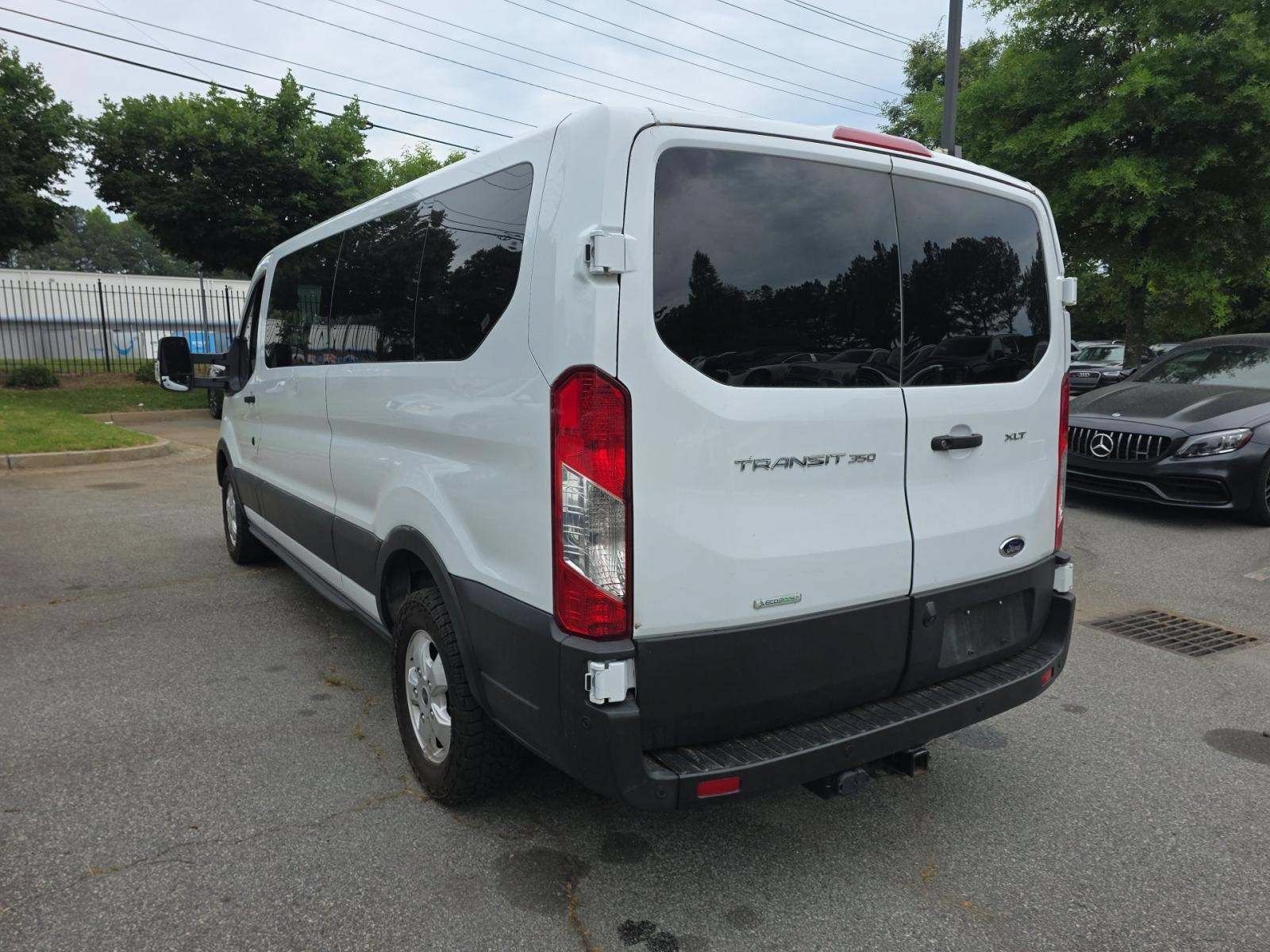 Used 2021 Ford Transit 350 XLT RWD image 4