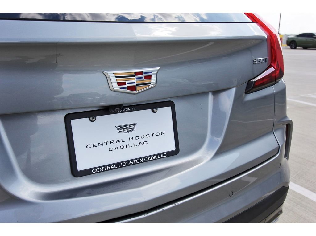 Used 2024 Cadillac XT4 Premium Luxury FWD image 31