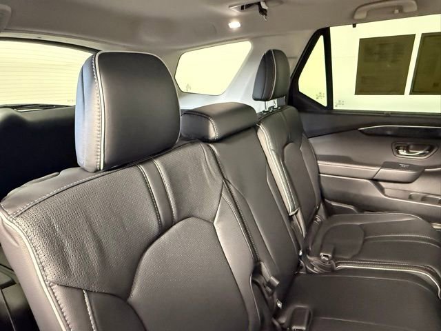 Used 2024 Honda Pilot Elite image 50