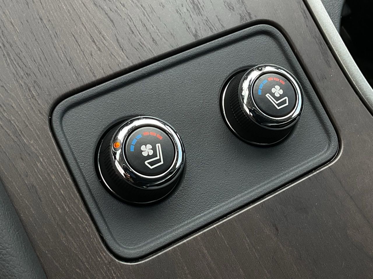 Used 2023 Nissan Murano Platinum w/ Cargo Package image 37