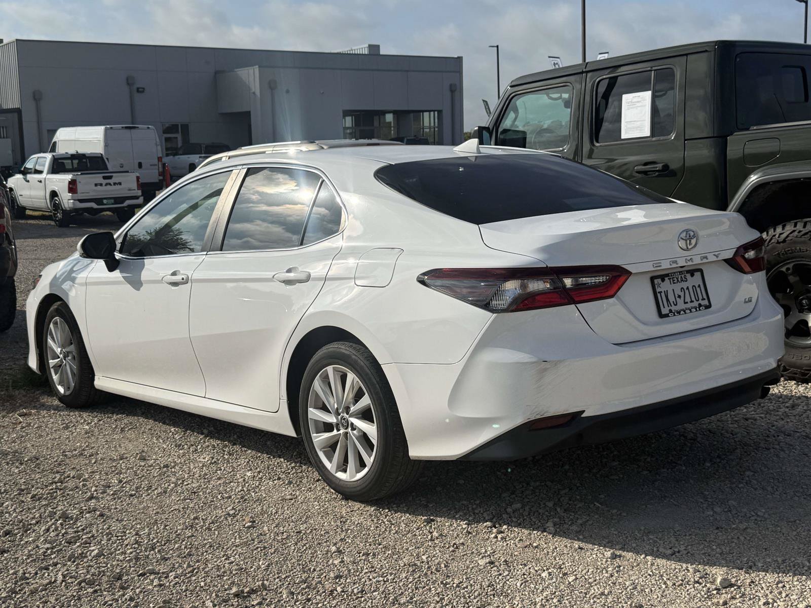 Used 2024 Toyota Camry LE w/ Convenience Package FWD image 3