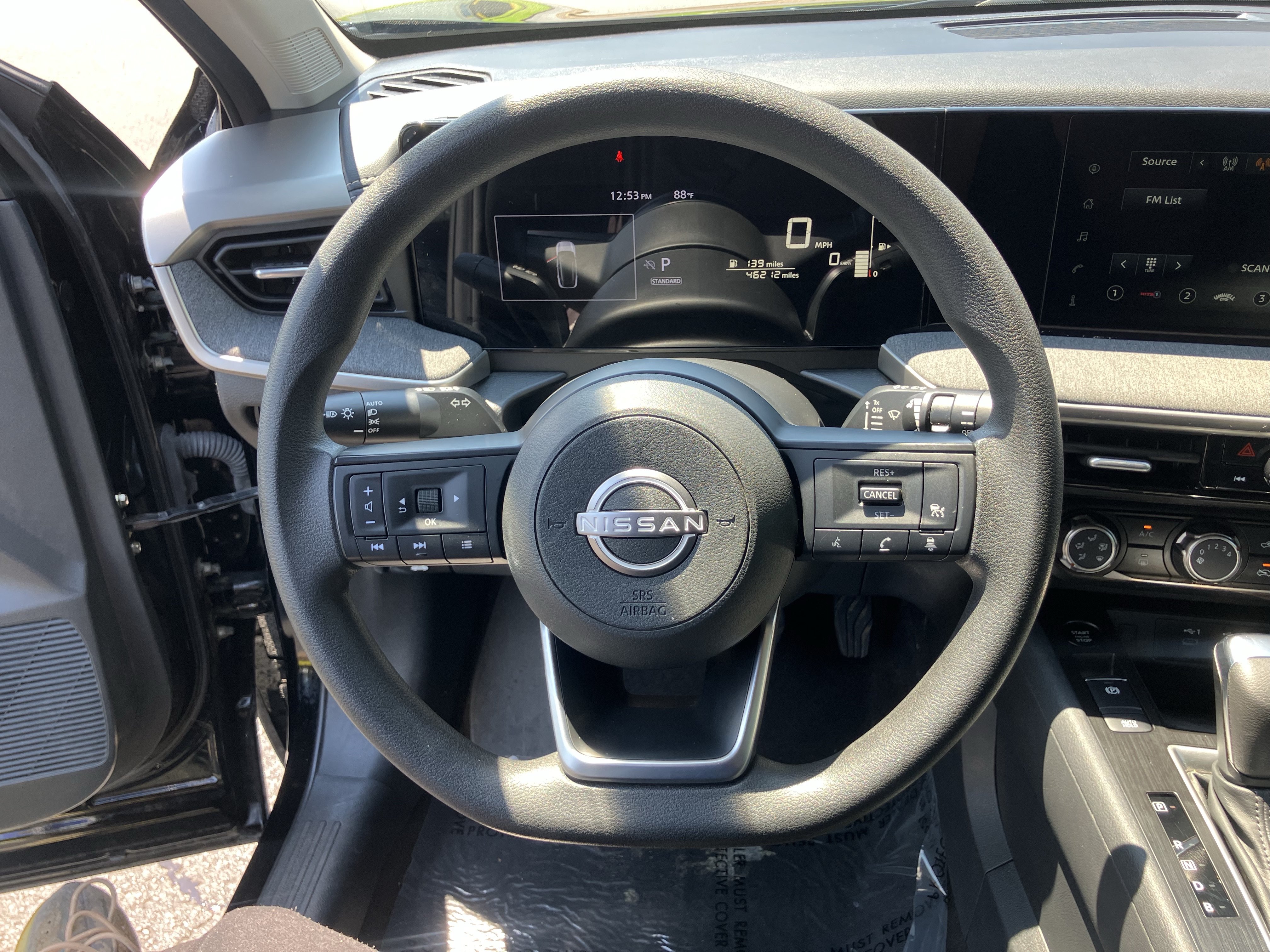 Used 2025 Nissan Kicks SV FWD image 20