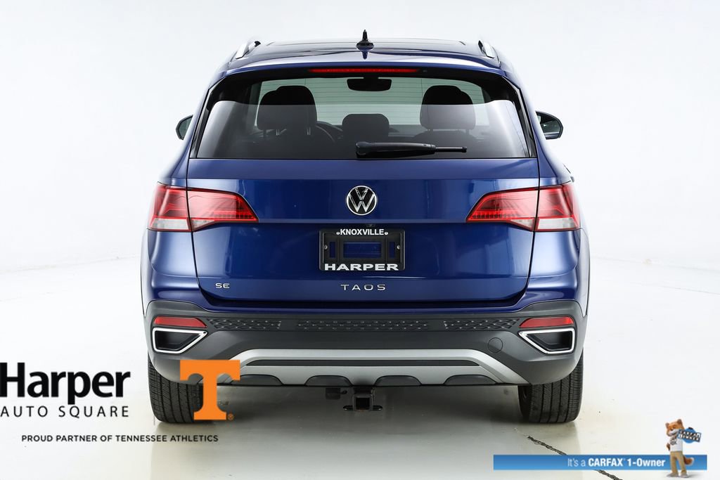 Used 2023 Volkswagen Taos SE w/ Panoramic Sunroof Package image 45