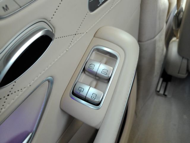 Used 2015 Mercedes-Benz S 63 AMG 4MATIC Sedan image 38
