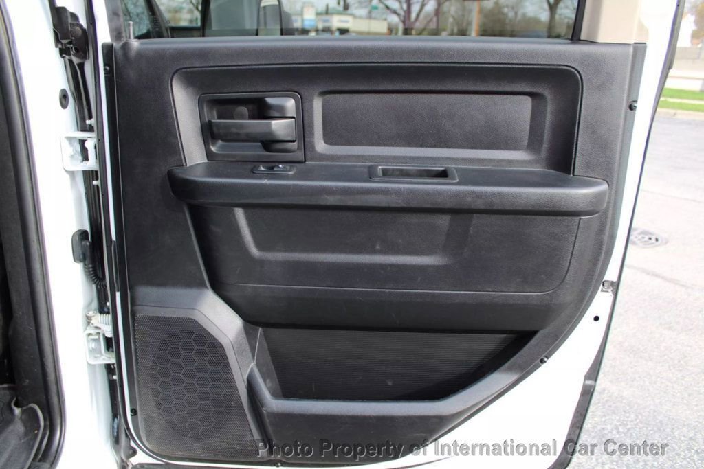 Used 2017 RAM 3500 Tradesman w/ Chrome Appearance Group image 21