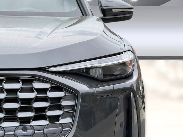 Certified 2025 Audi Q5 Premium Plus w/ Premium Plus image 10