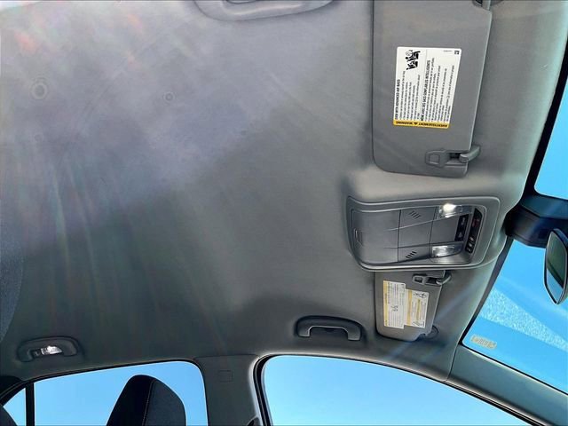 Used 2023 Chevrolet Equinox LT FWD image 22
