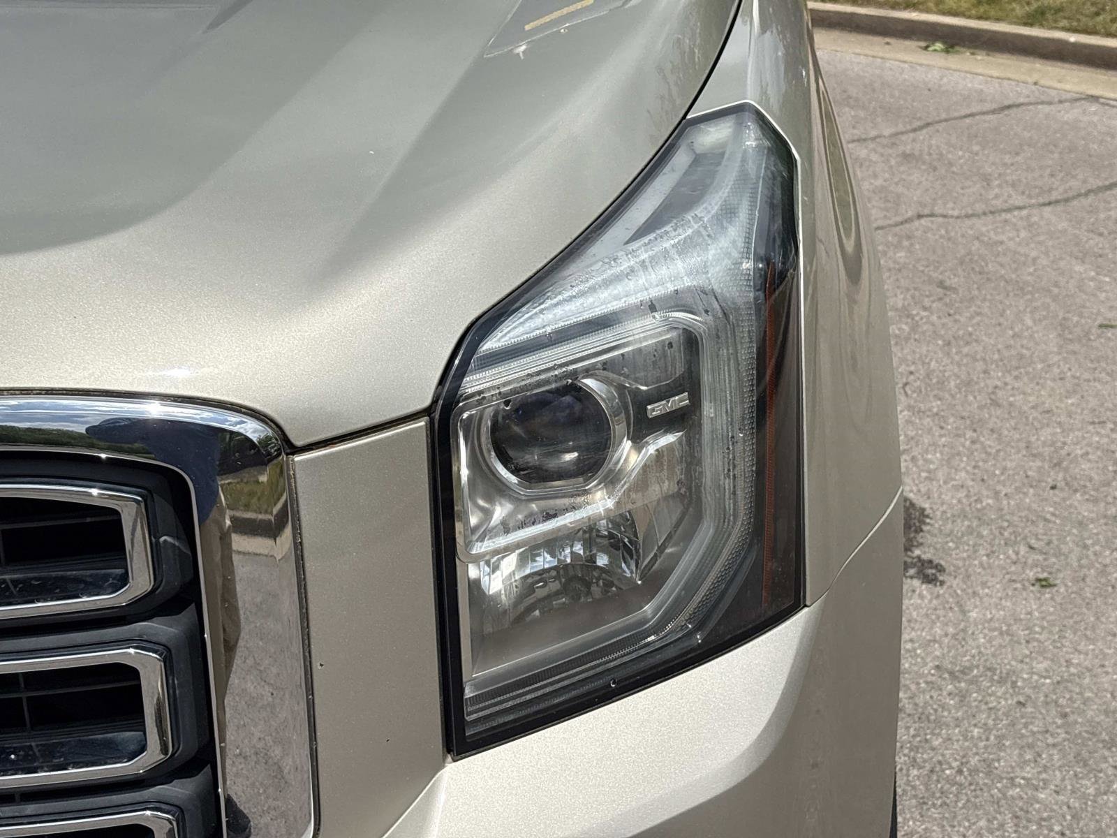 Used 2015 GMC Yukon SLT AWD/4WD image 11