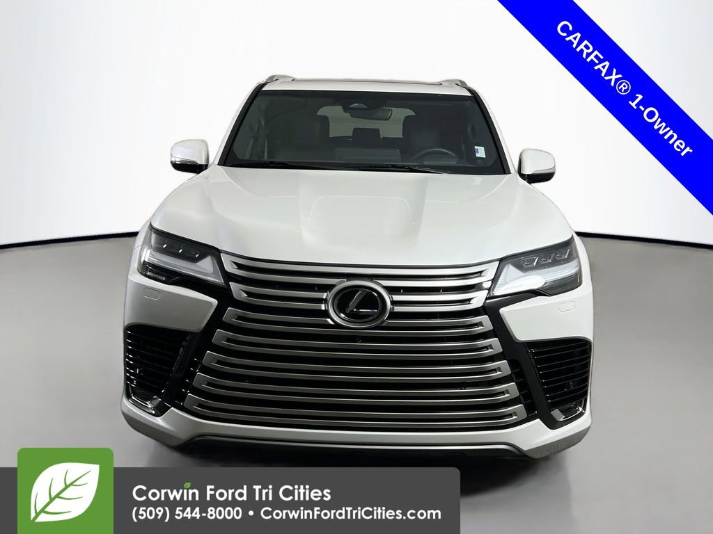 Used 2025 Lexus LX 600 4WD w/ Interior Upgrade Package image 4
