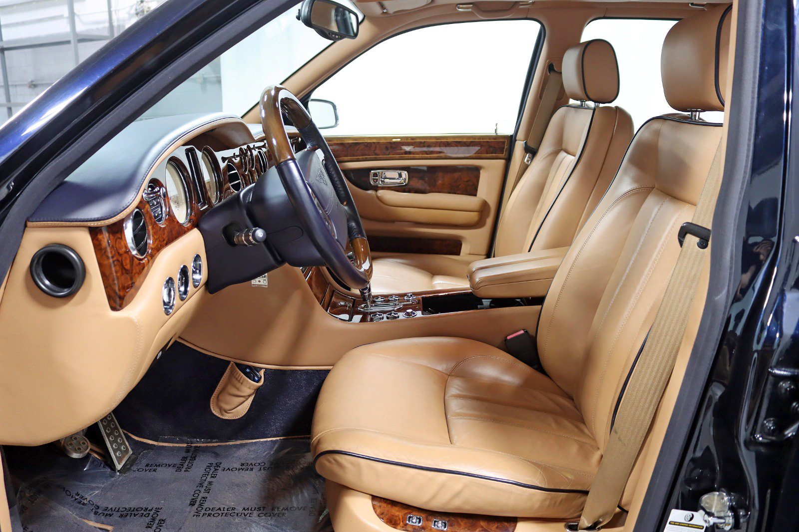 Used 2006 Bentley Arnage R RWD image 25