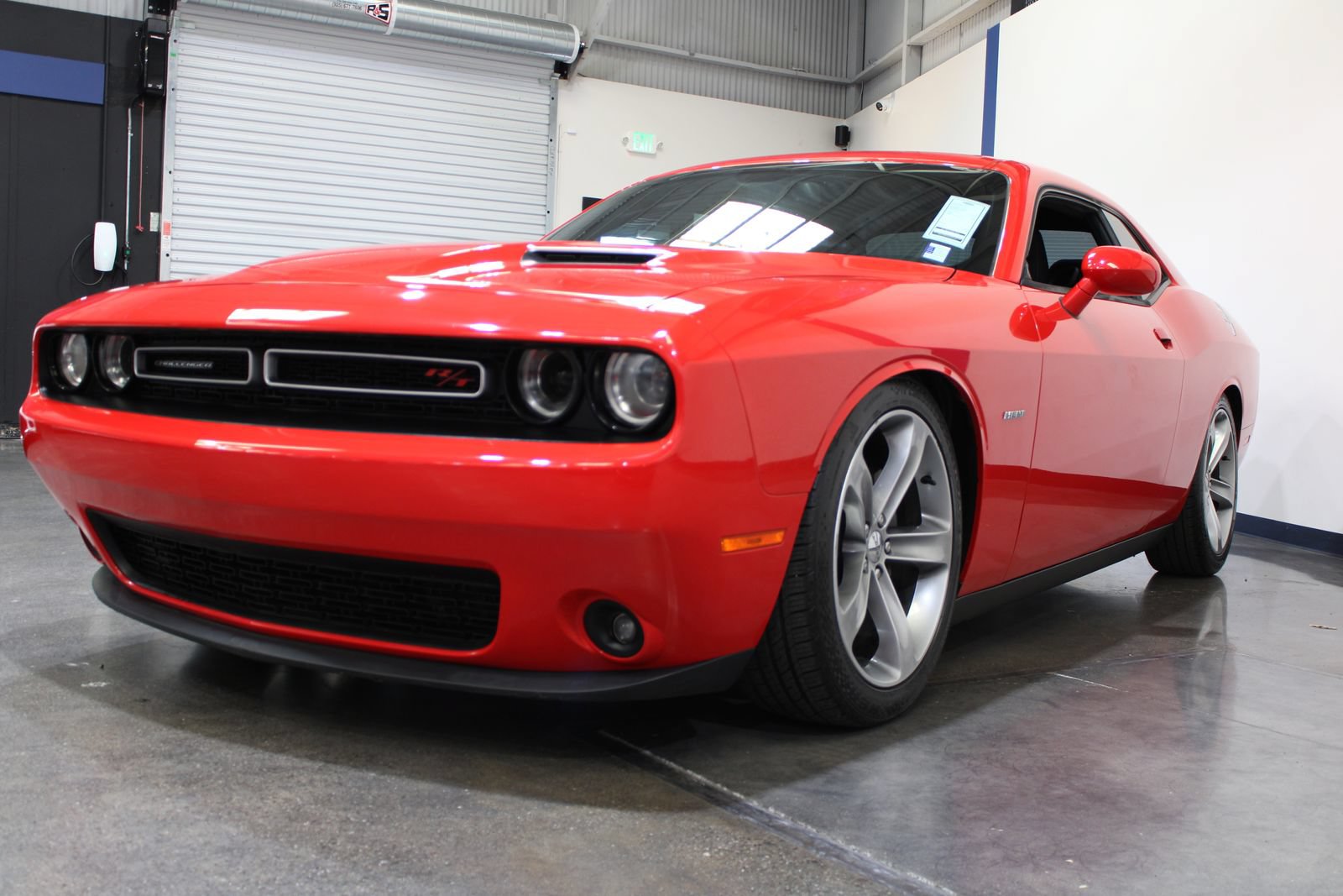 Used 2015 Dodge Challenger R/T w/ Quick Order Package 28B R/T RWD image 6
