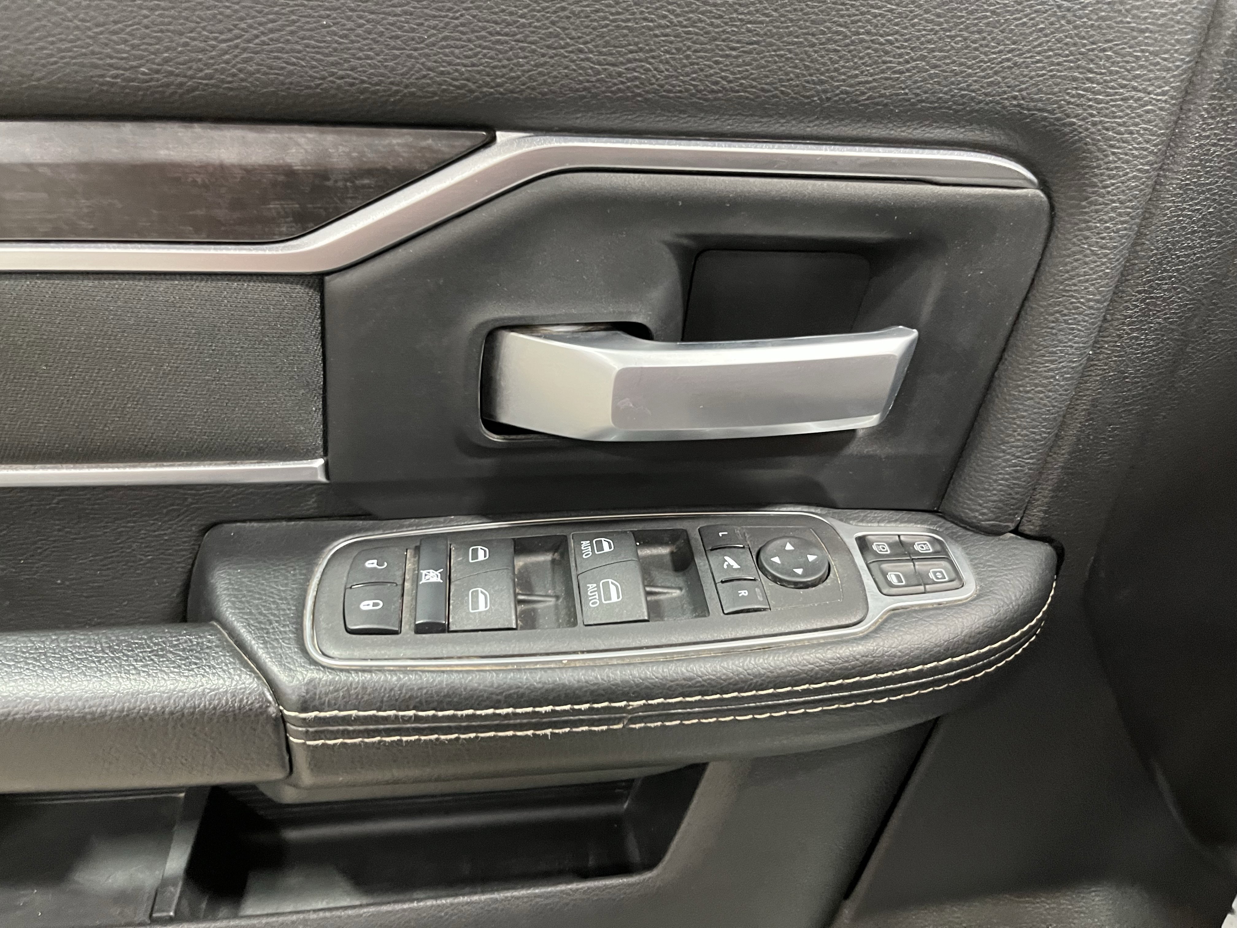 Used 2024 RAM 2500 Big Horn image 19