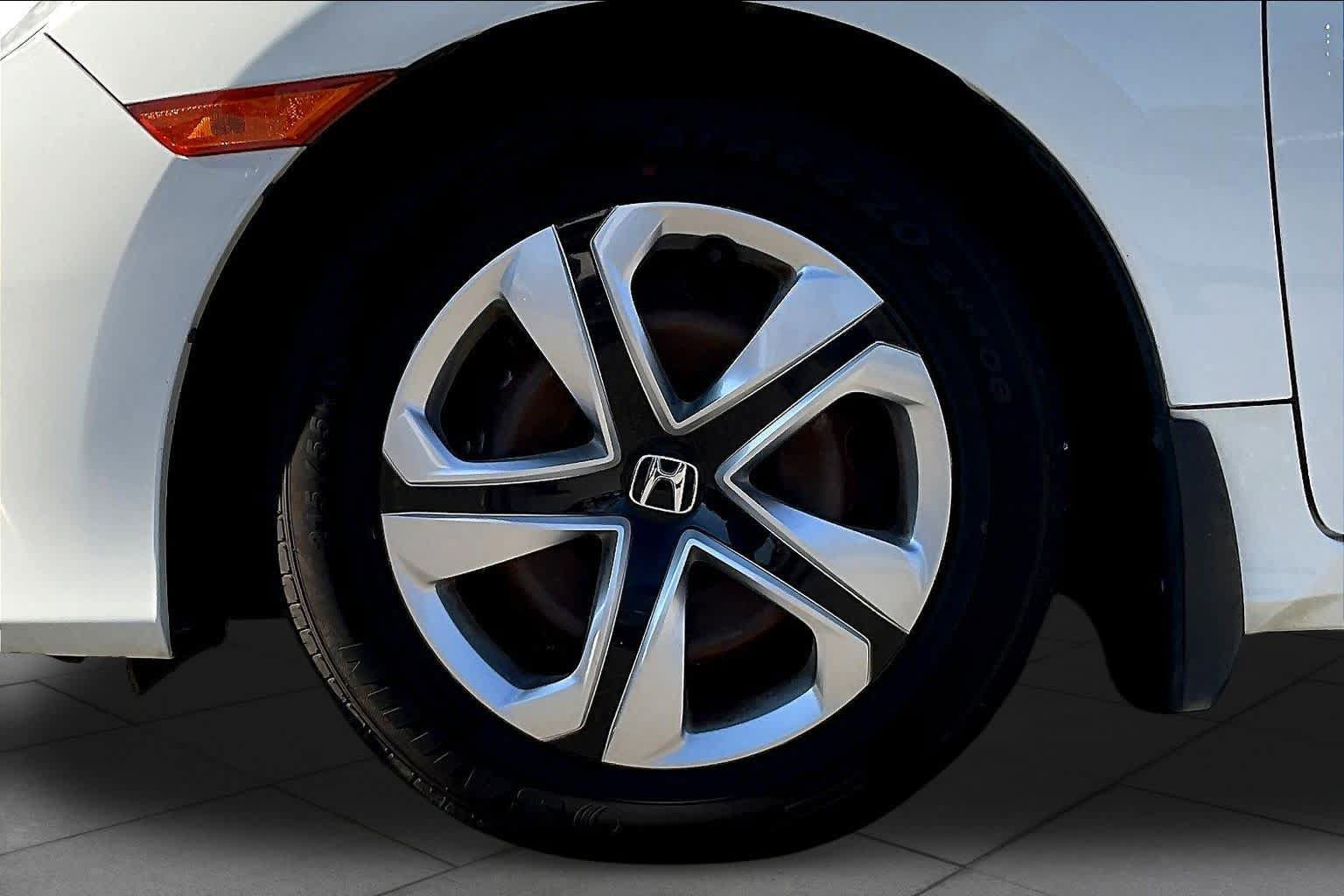 Used 2017 Honda Civic LX image 11