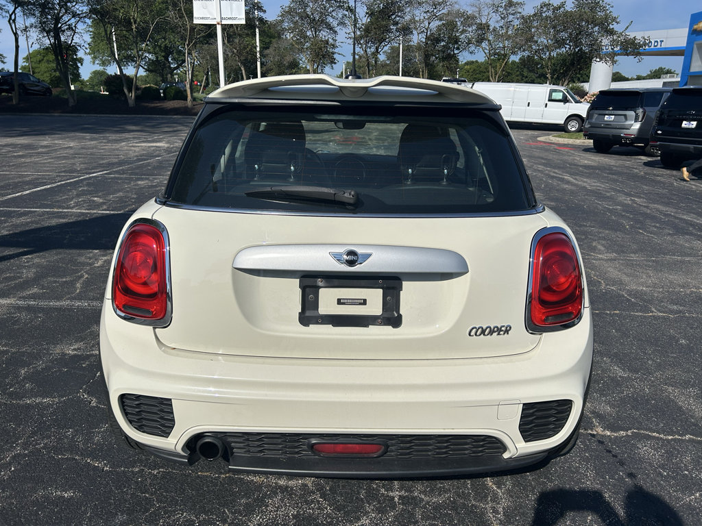 Used 2015 MINI Cooper 2-Door Hardtop FWD image 6