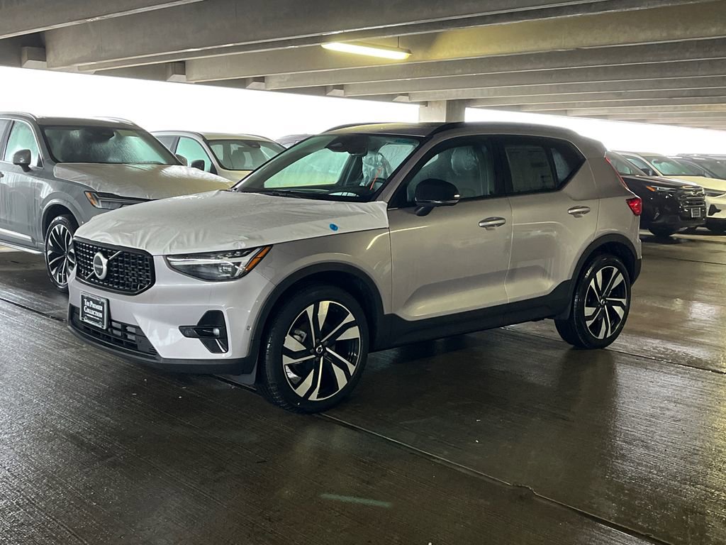 New 2026 Volvo XC40 B5 Ultra w/ Protection Package Premier AWD/4WD image 5