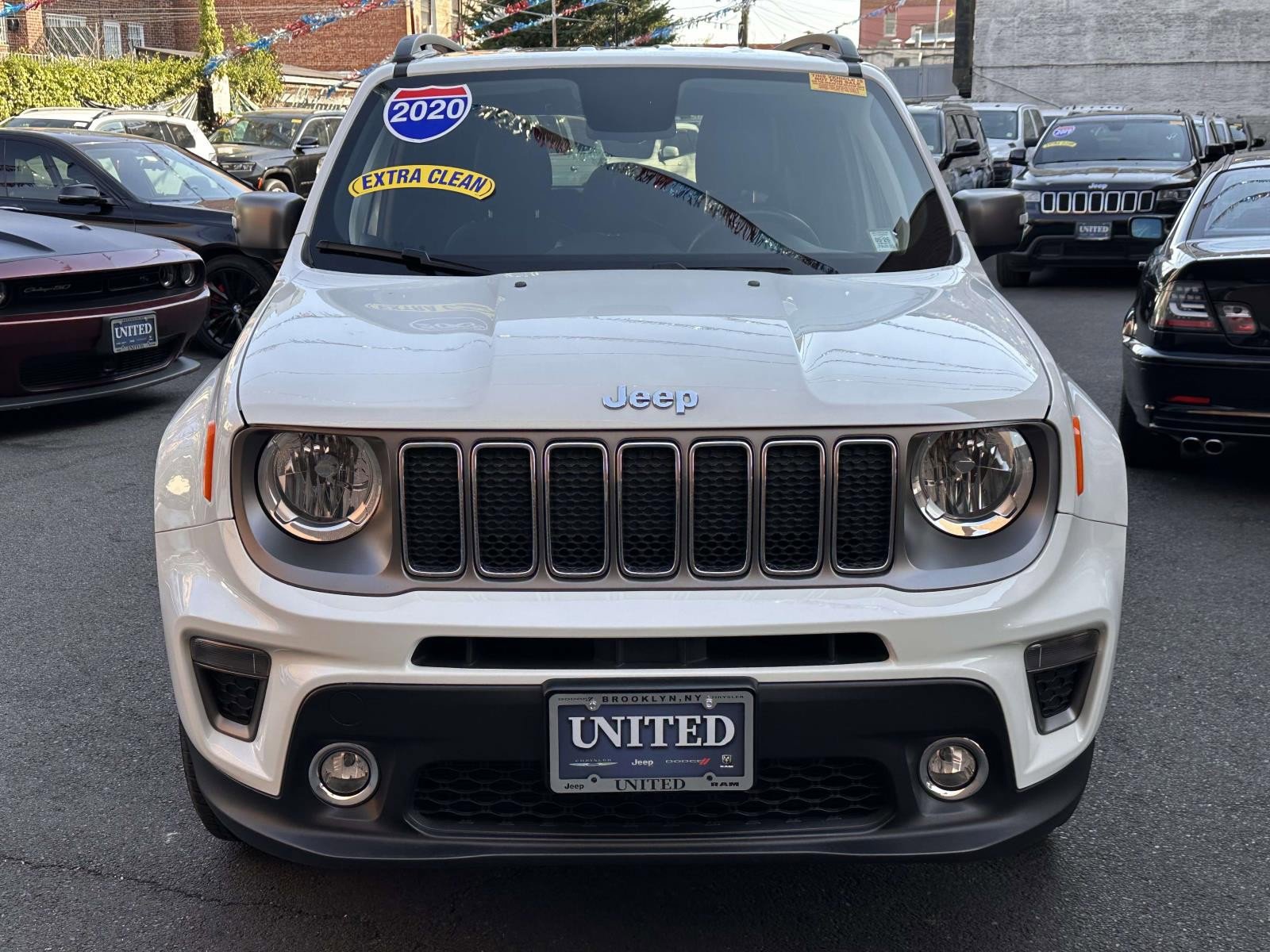 Used 2020 Jeep Renegade Limited AWD/4WD image 9
