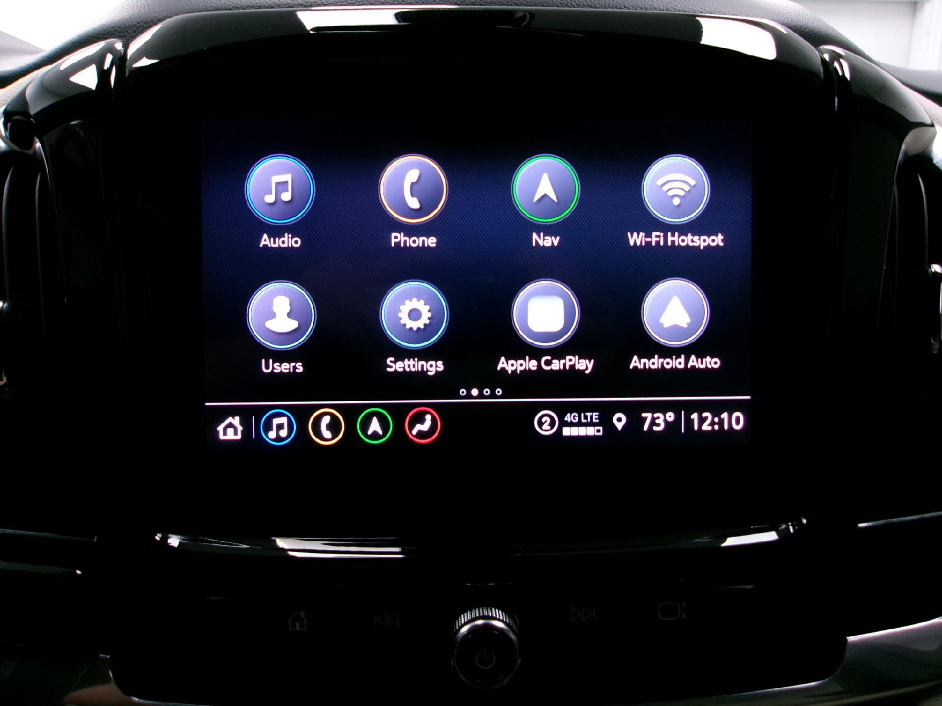 Certified 2022 Chevrolet Traverse LT w/ LT Premium Package image 4