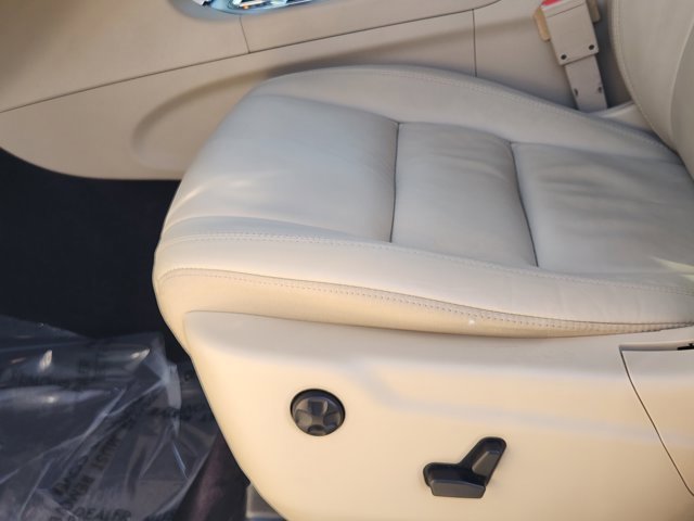 Used 2017 Jeep Grand Cherokee Limited image 25