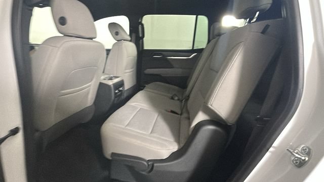 New 2025 GMC Acadia Elevation w/ Black Edition AWD/4WD image 25