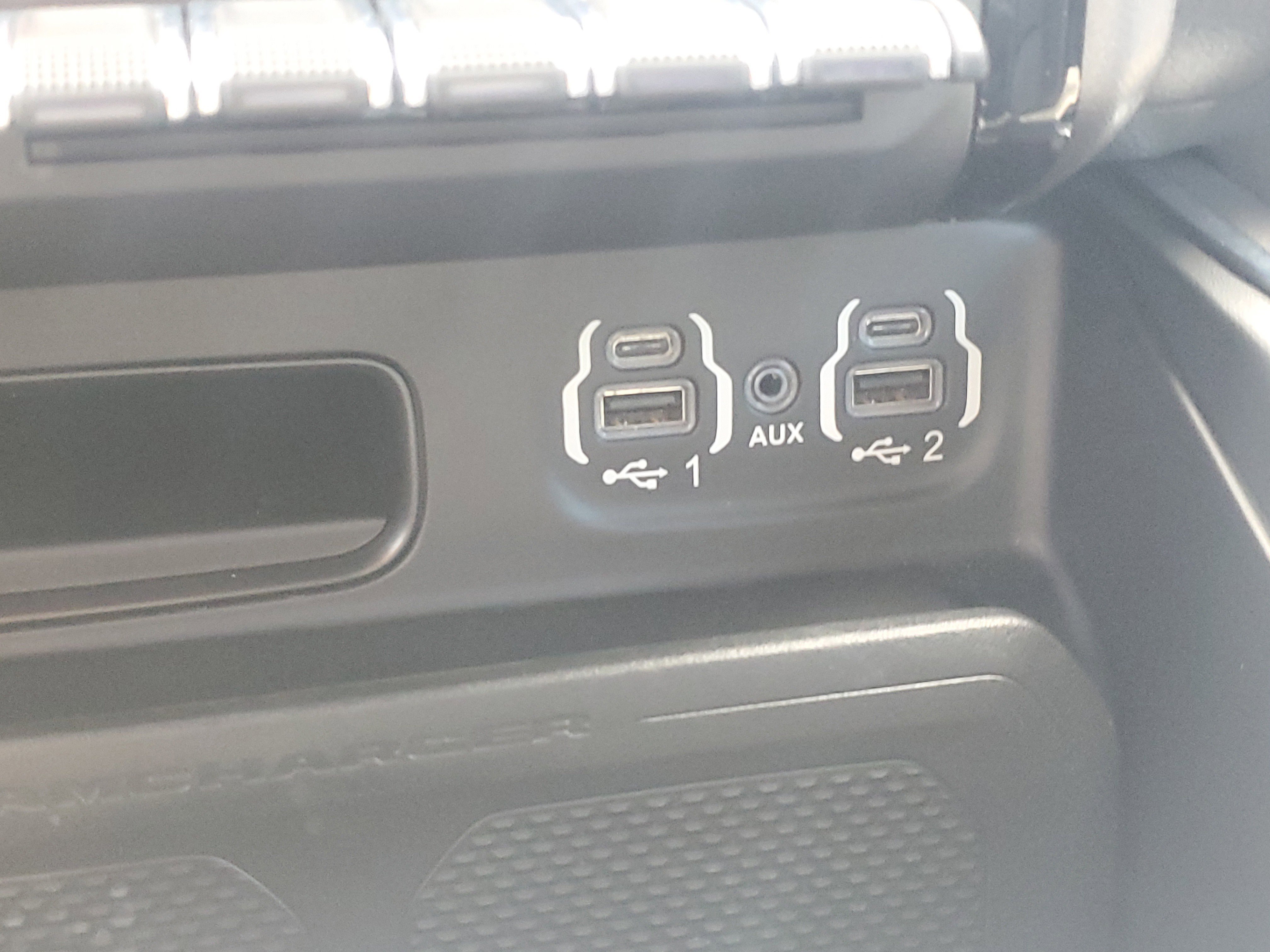 Used 2023 RAM 1500 Laramie image 24