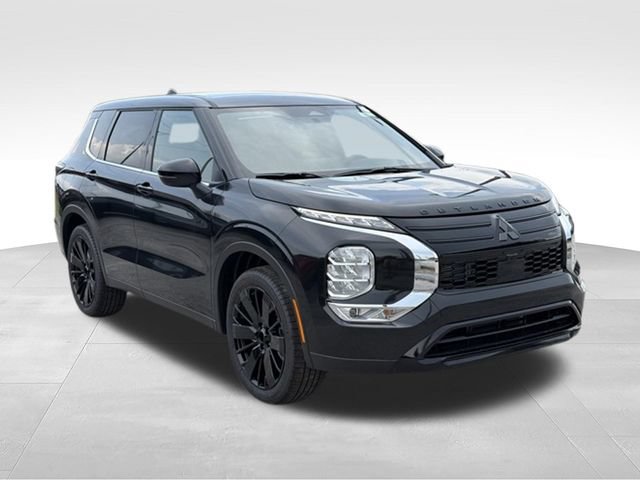 New 2026 Mitsubishi Outlander LE FWD image 4