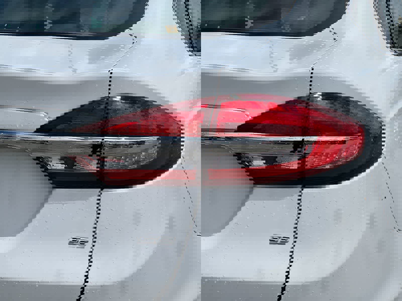 Used 2017 Ford Fusion Energi SE FWD image 28