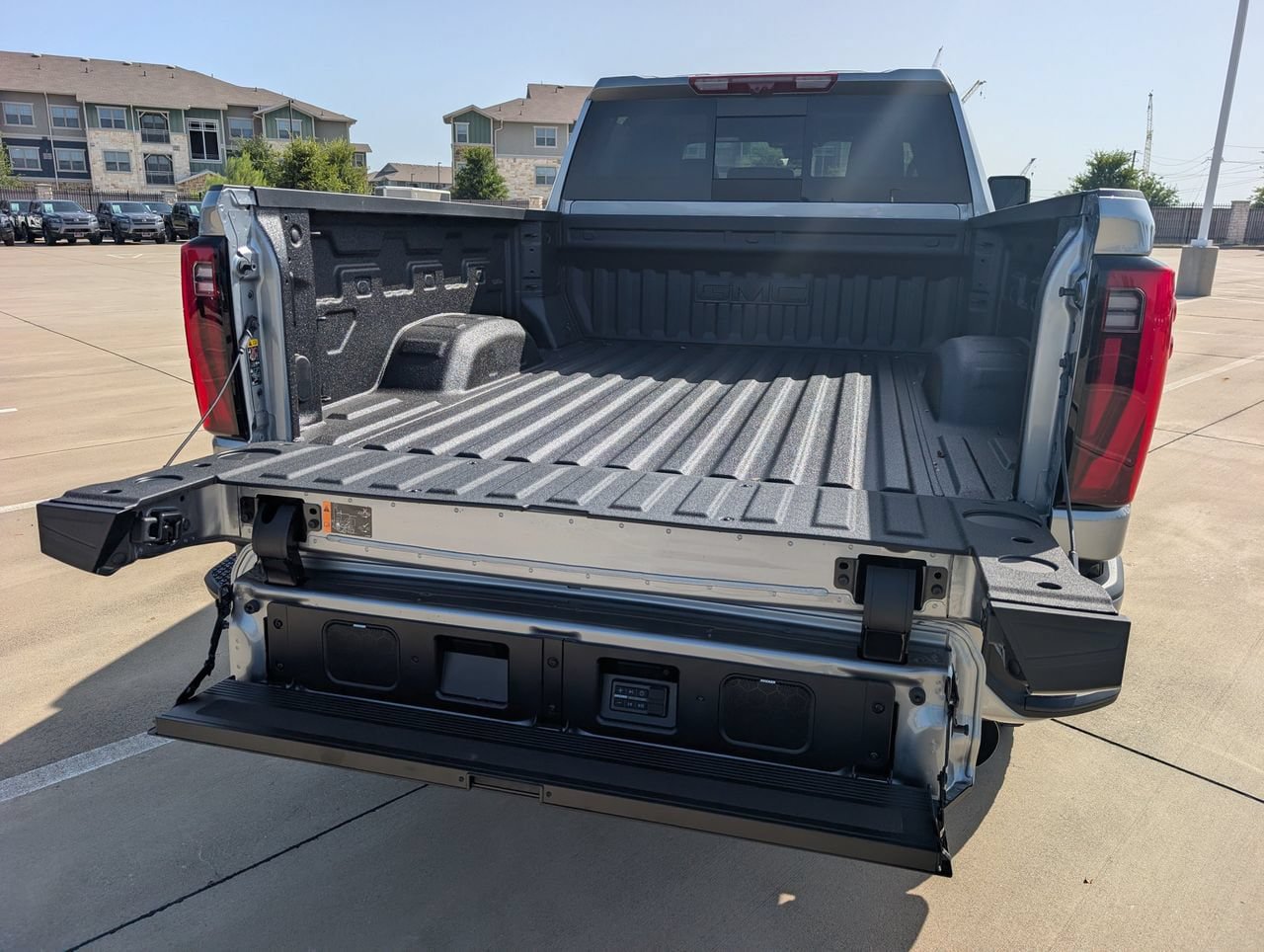 New 2026 GMC Sierra 2500 Denali Ultimate AWD/4WD image 6
