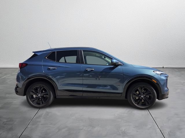 Used 2024 Buick Encore GX Sport Touring AWD/4WD image 5