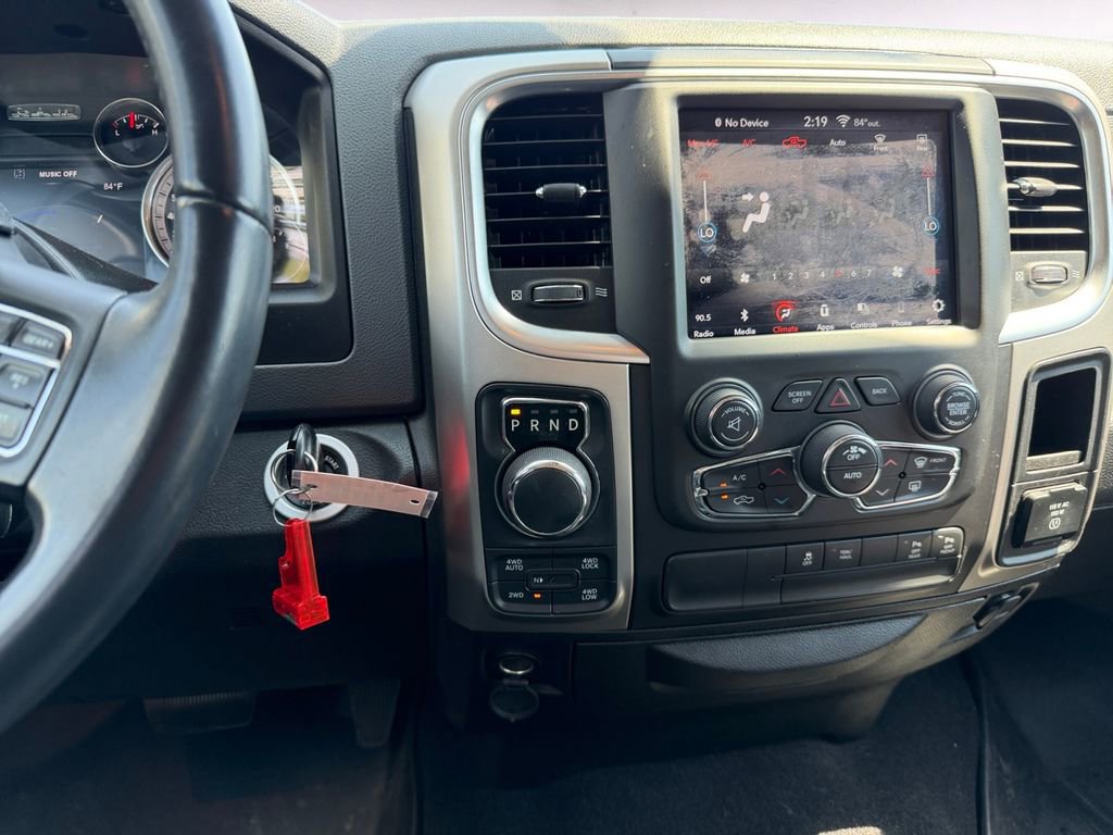 Used 2019 RAM 1500 Big Horn AWD/4WD image 11