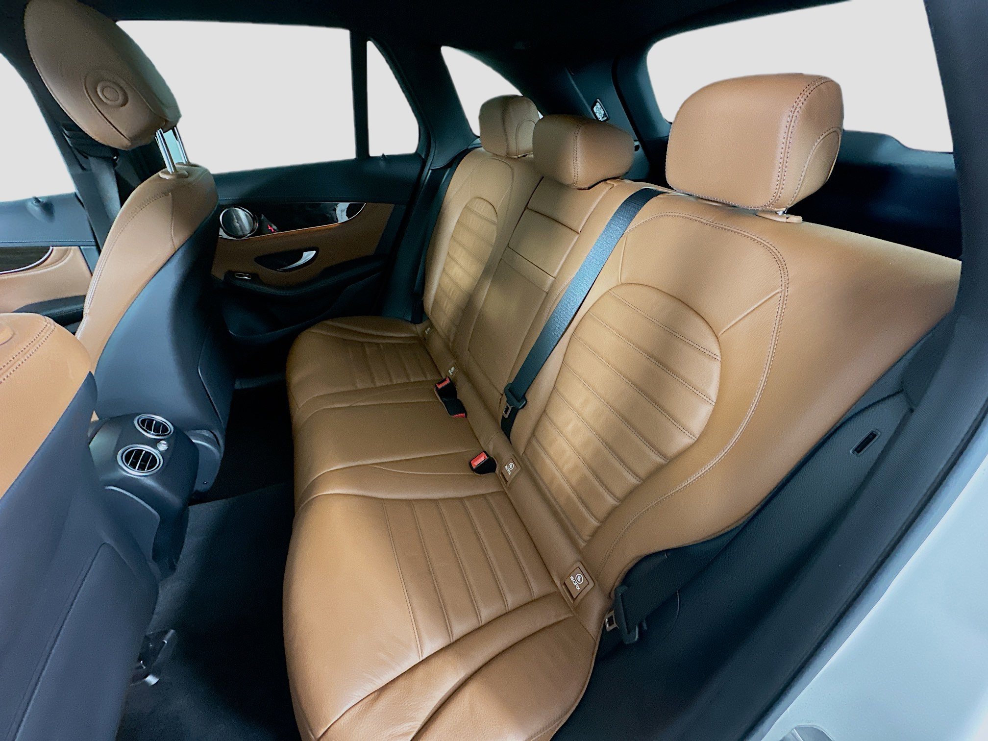 Certified 2019 Mercedes-Benz GLC 43 AMG 4MATIC image 32