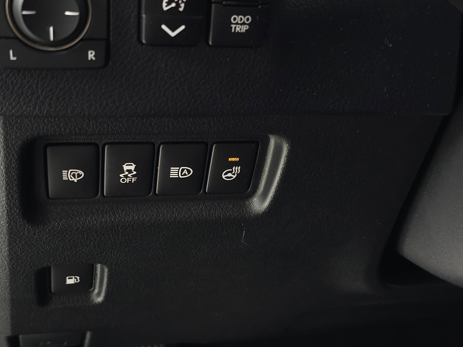 Used 2023 Lexus GX 460 Premium AWD/4WD image 18