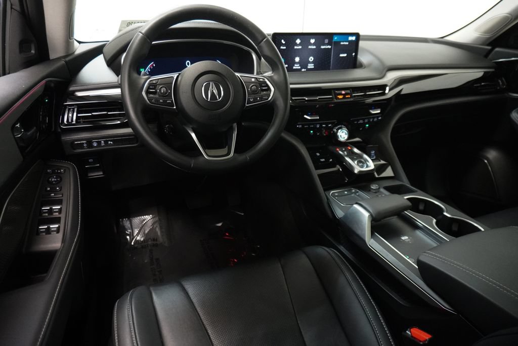 Used 2023 Acura MDX w/ Technology Package FWD image 14