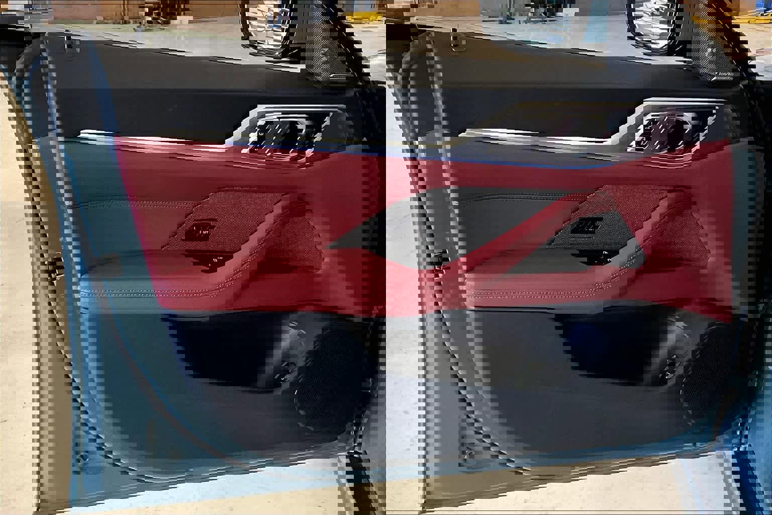 Used 2025 BMW i4 eDrive40 w/ Premium Package image 10