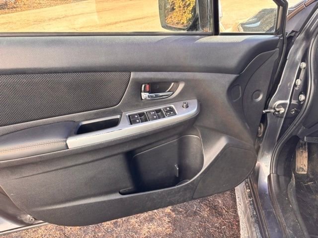 Used 2016 Subaru Crosstrek 2.0i Premium image 18