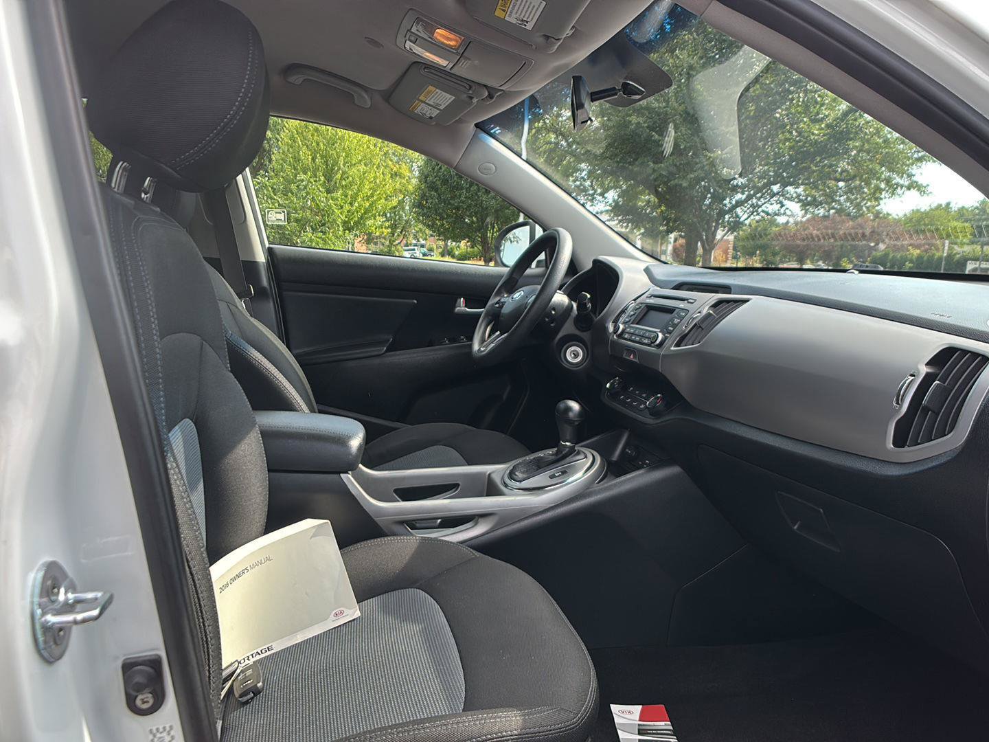 Used 2016 Kia Sportage LX AWD/4WD image 22
