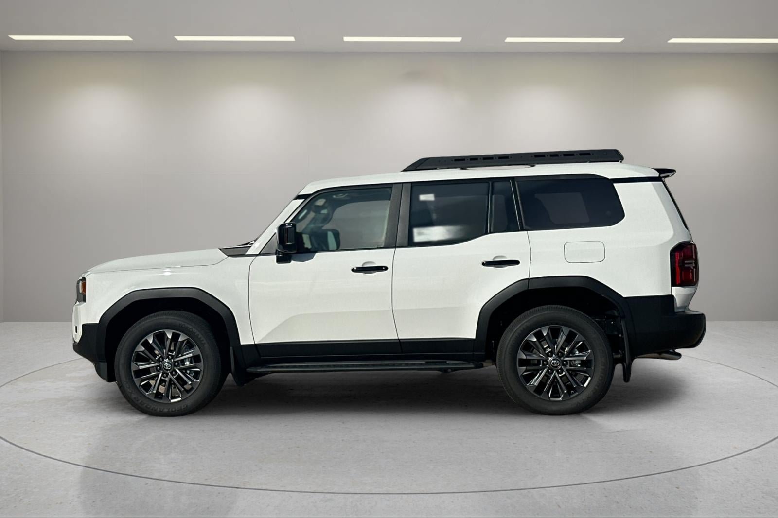 New 2026 Toyota Land Cruiser w/ Premium Package AWD/4WD image 31