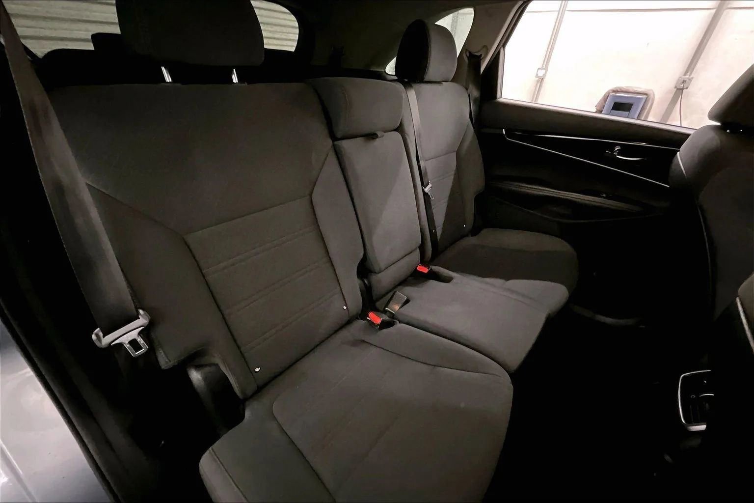 Used 2020 Kia Sorento S image 27