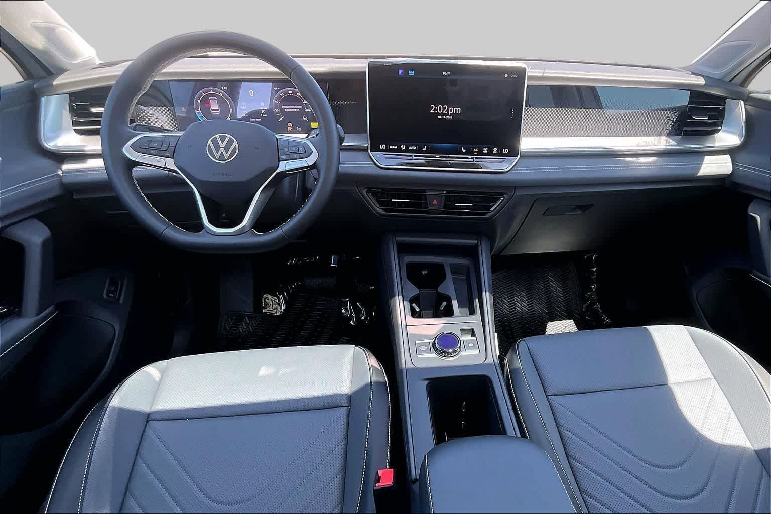 New 2026 Volkswagen Tiguan SE FWD image 5