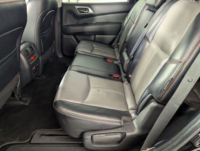 Used 2019 Nissan Pathfinder SL image 28