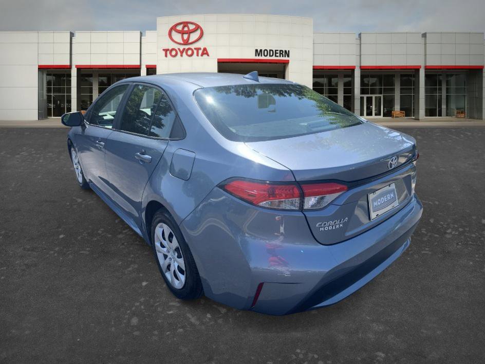 Certified 2022 Toyota Corolla LE FWD image 6