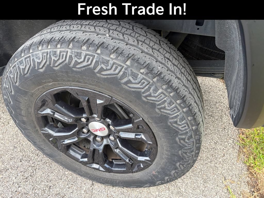 Used 2023 GMC Canyon Elevation w/ Elevation Premium Package RWD image 6