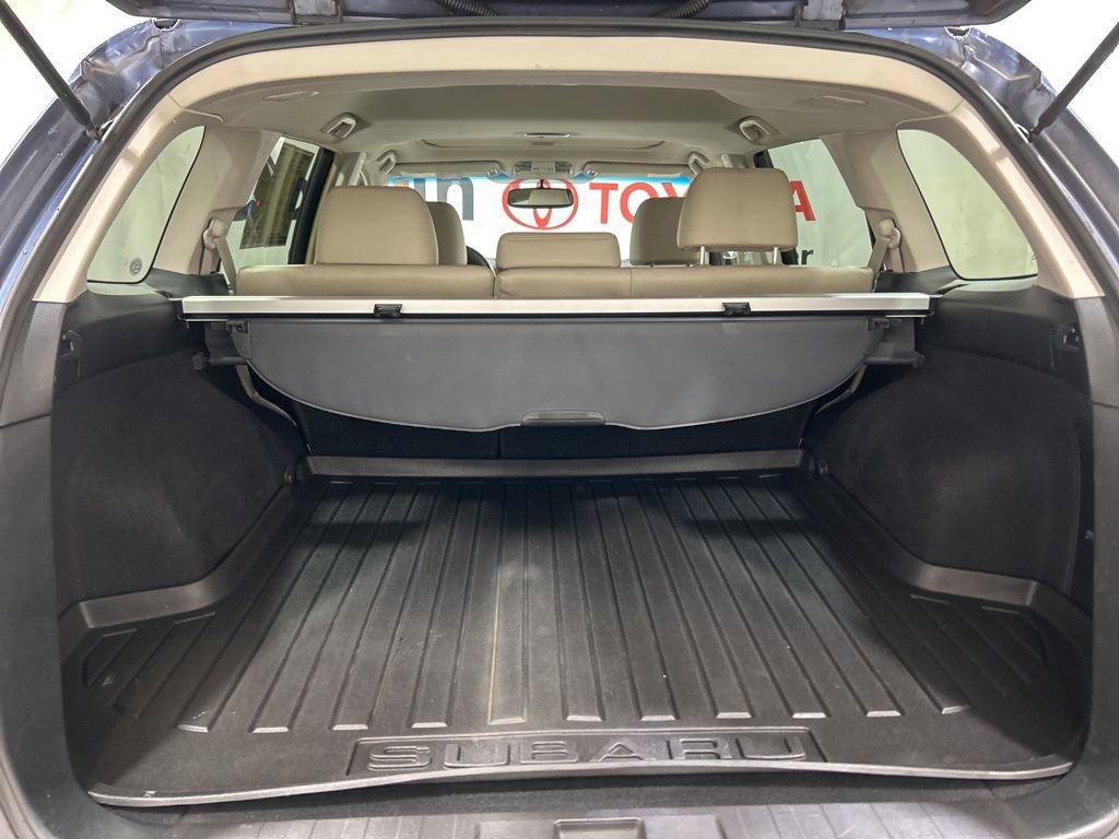 Used 2013 Subaru Outback 3.6R Limited w/ Moonroof Pkg image 20