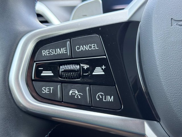 Used 2025 BMW M440i RWD image 27
