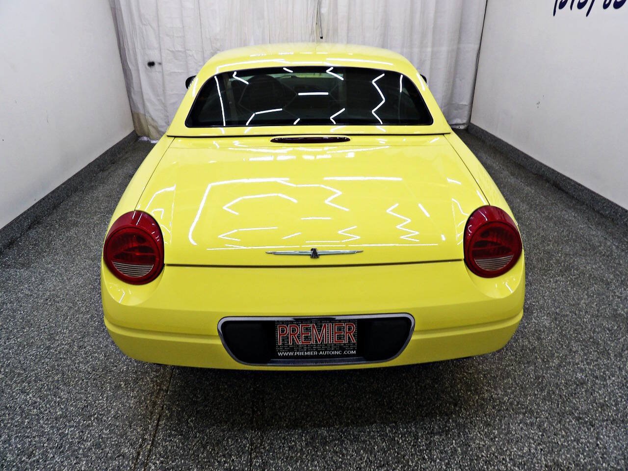 Used 2002 Ford Thunderbird RWD image 5