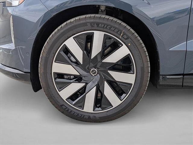 New 2025 Volvo EX90 Ultra w/ Protection Package Premier image 11