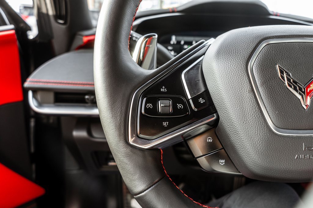 Used 2024 Chevrolet Corvette Stingray Preferred Cpe w/ Z51 Performance Package image 24