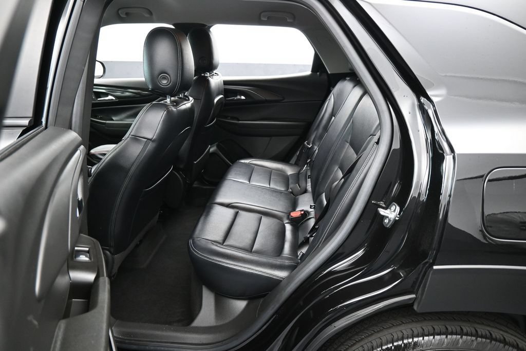 Used 2024 Chevrolet TrailBlazer LT w/ Driver Confidence Package FWD image 28