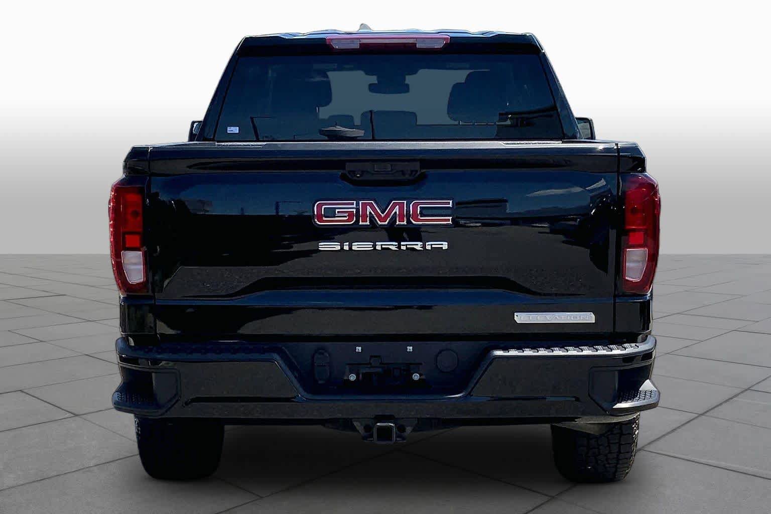 Used 2023 GMC Sierra 1500 Elevation AWD/4WD image 5