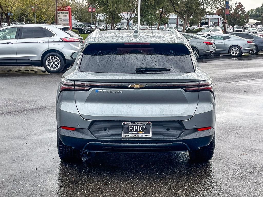 New 2026 Chevrolet Equinox EV LT image 3